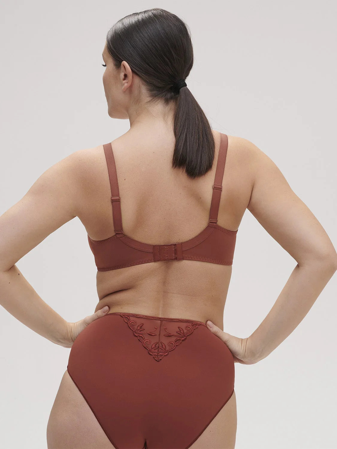 Andora Unpadded Minimizer Bra