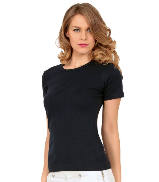 This Italian-crafted Ribbed Cotton Top is created with a lightweight cotton fabric woven with a tubular knit, providing smooth, uninterrupted sides.