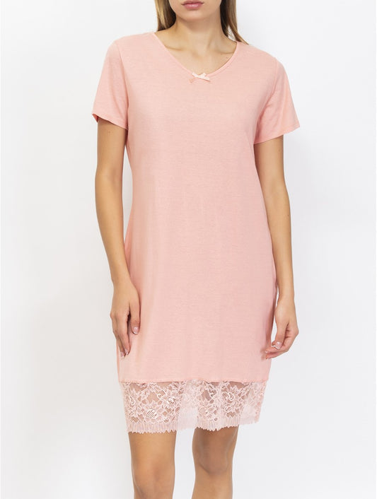 Verdissima's short-sleeved nightgown features a macro-flower motif lace insert for a modern, yet refined design.