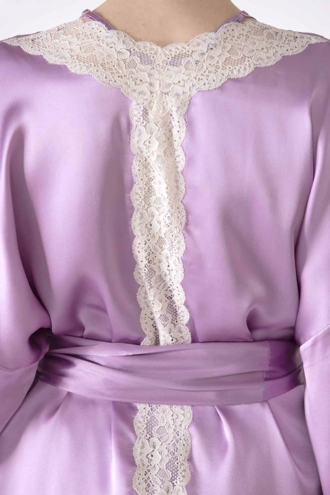 NK IMODE Gardenia Lace Trim Short Silk Kimono