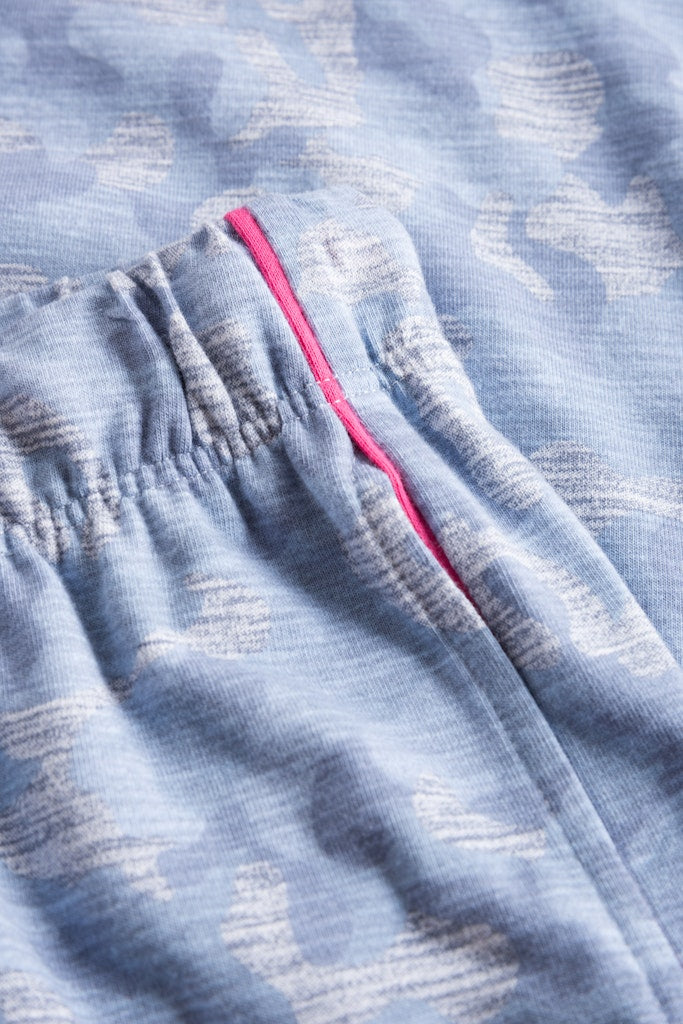 Waistband with drawstring and side pocket  of the Be Happy Camouflage Cotton Pants