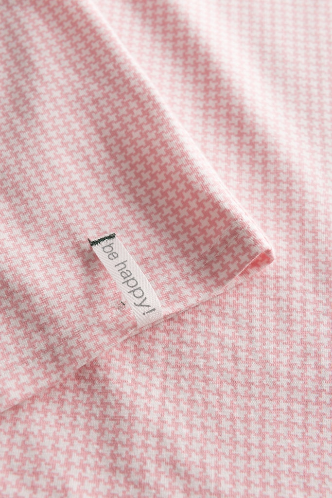 Detail "be Happy" of the Be Happy Cotton Comfortable Shirt