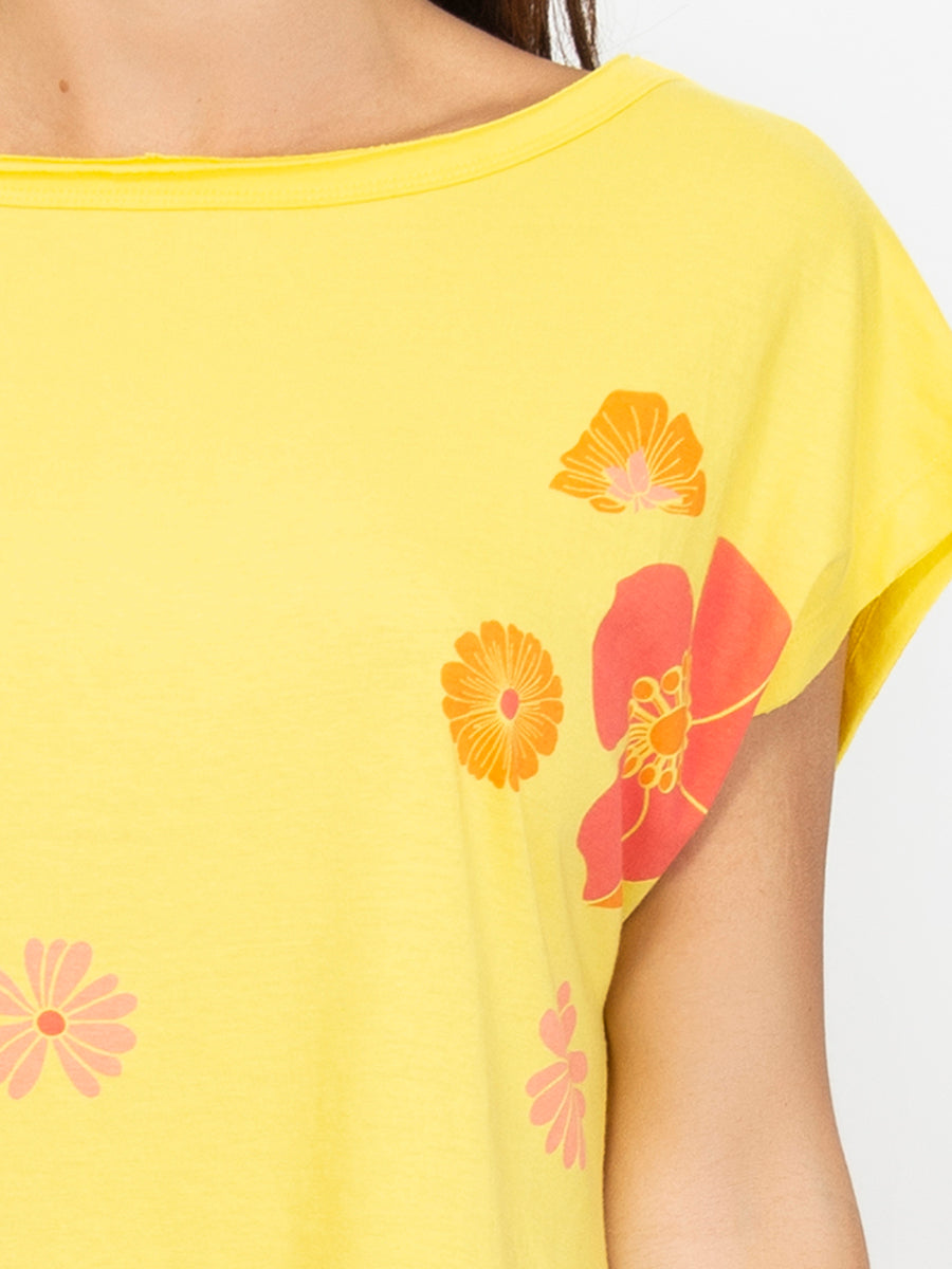 SIèLei's short dress is constructed with soft, breathable cotton to ensure a comfortable experience for the wearer.