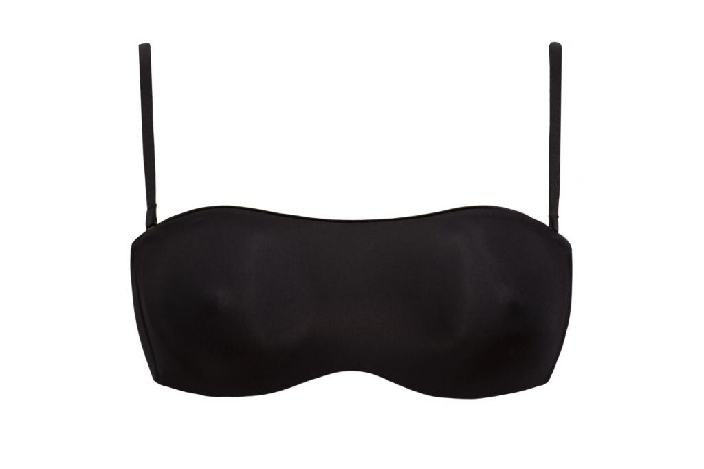 The Strapless Super Soft Bandeau Bra from the Fantastic line by SIéLEI of Italy is crafted from lightweight microfiber fabric.