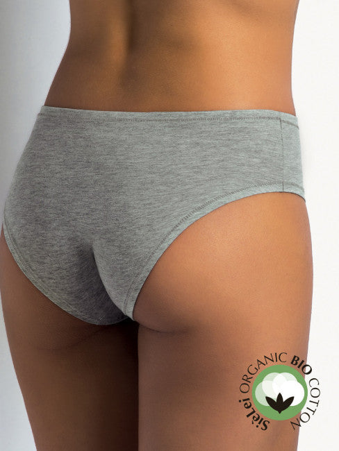 SIéLEI's Organic Cotton Full Brief from Italy are crafted with hand-picked organic cotton to create a thin, soft, stretchy fabric, while promoting environmental sustainability.
