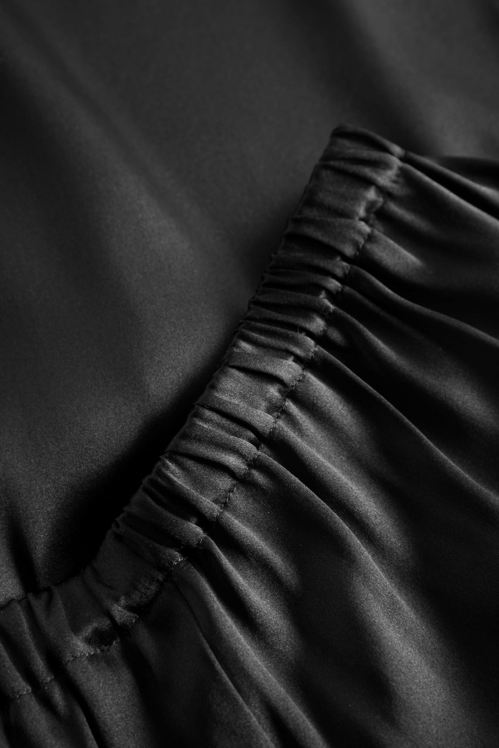 Luxurious two-piece pajamas set from the Organic Silk line by Féraud Paris at Di Moda Lingerie.