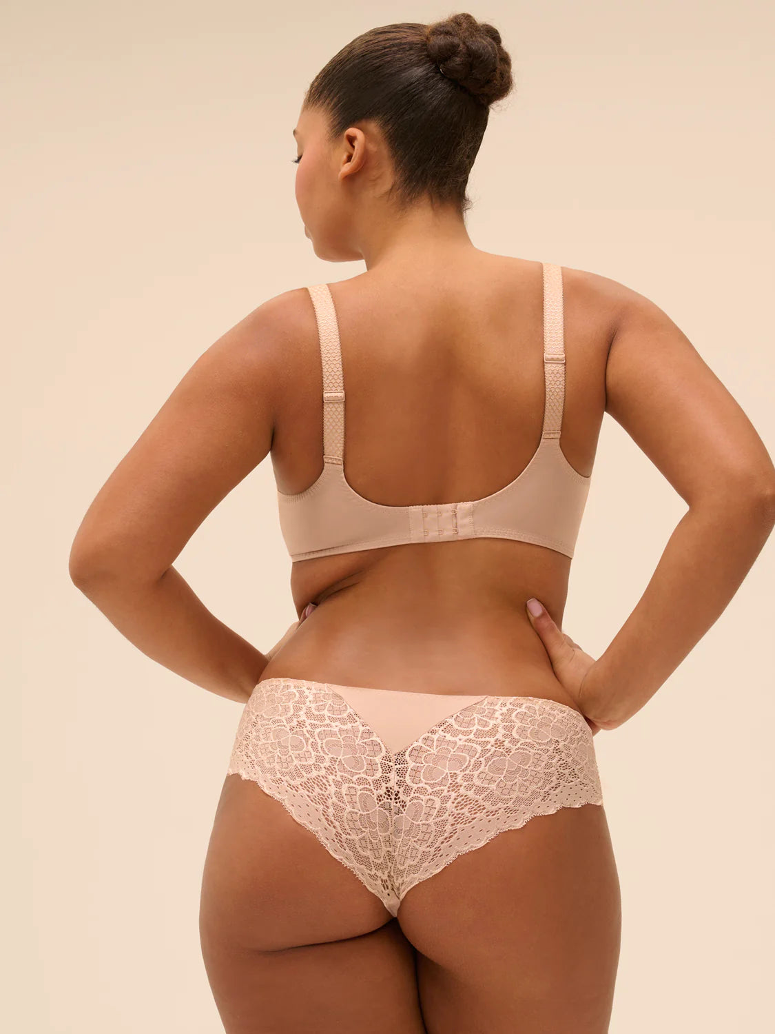 CARESSE Wireless Bra