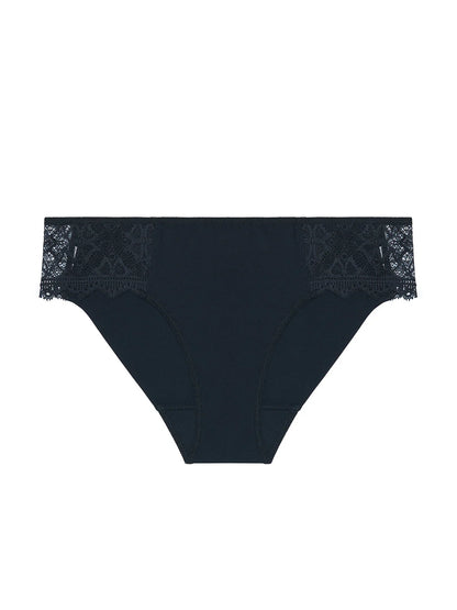 Escale Brief