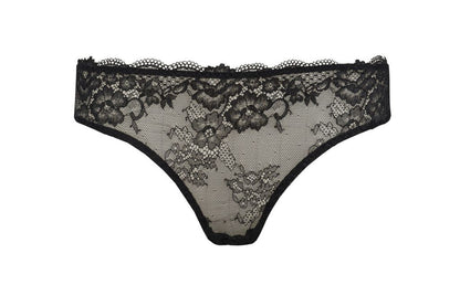These SIéLEI brief from Italy feature a lightweight, stretchy floral patterned lace for a comfortable fit. 