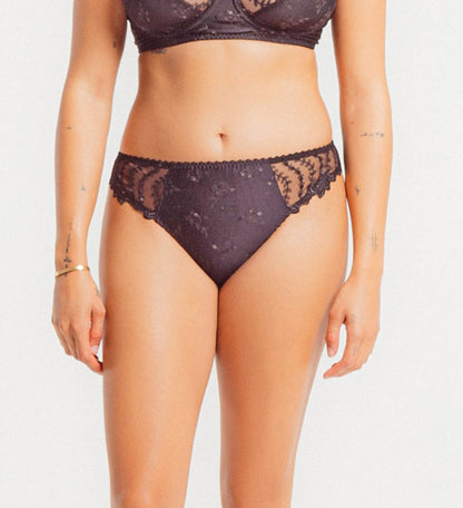 Louisa Bracq Lys Royal Leafy Garlands Brief