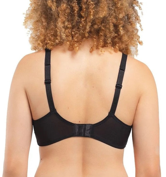 The Louisa Bracq full cup bra from the Superstar line is detailed with a star embroidery pattern for a chic and sultry look. 