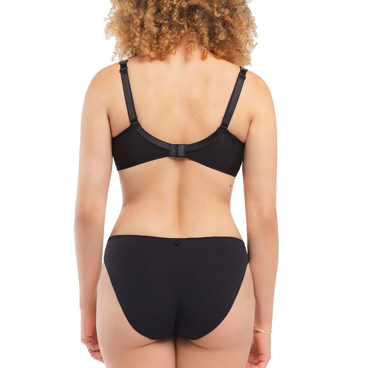 The Louisa Bracq full cup bra from the Superstar line is detailed with a star embroidery pattern for a chic and sultry look. 