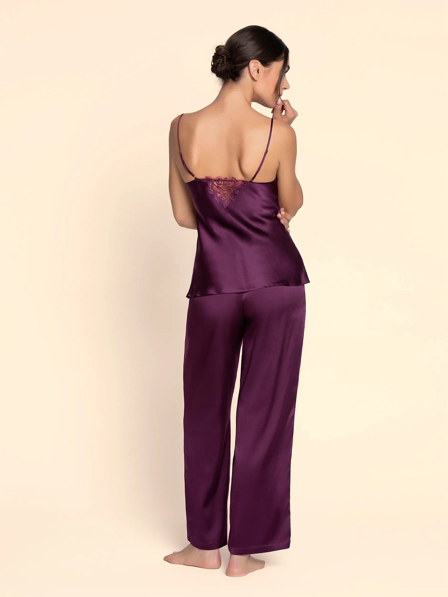 ÉLÉGANCE ARTIST Silk Pants