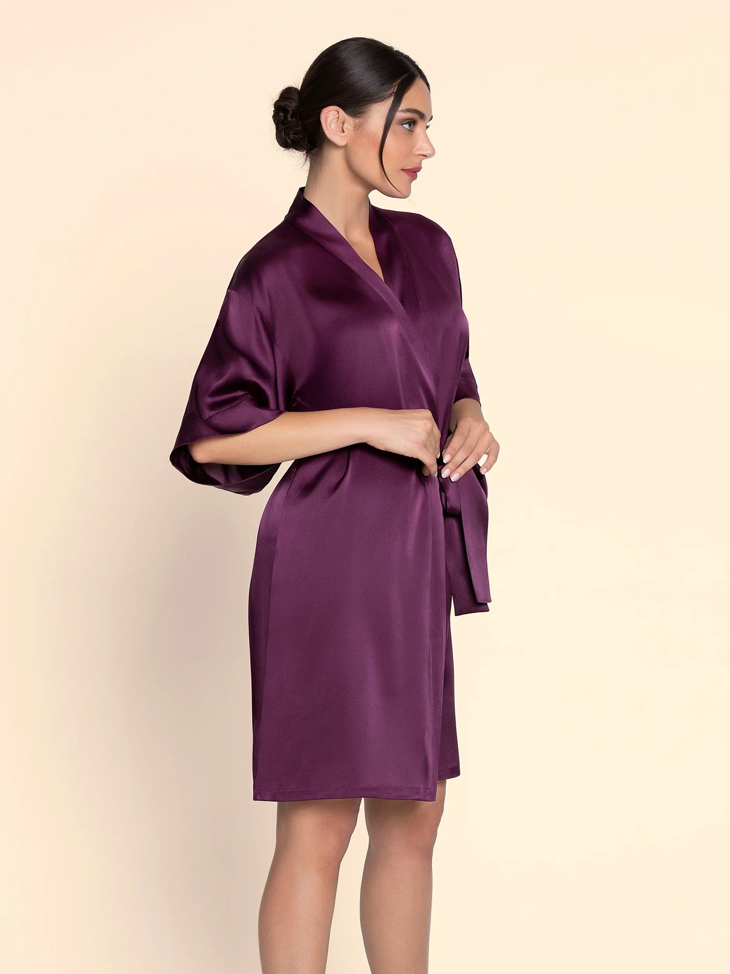 ÉLÉGANCE ARTIST Silk Robe