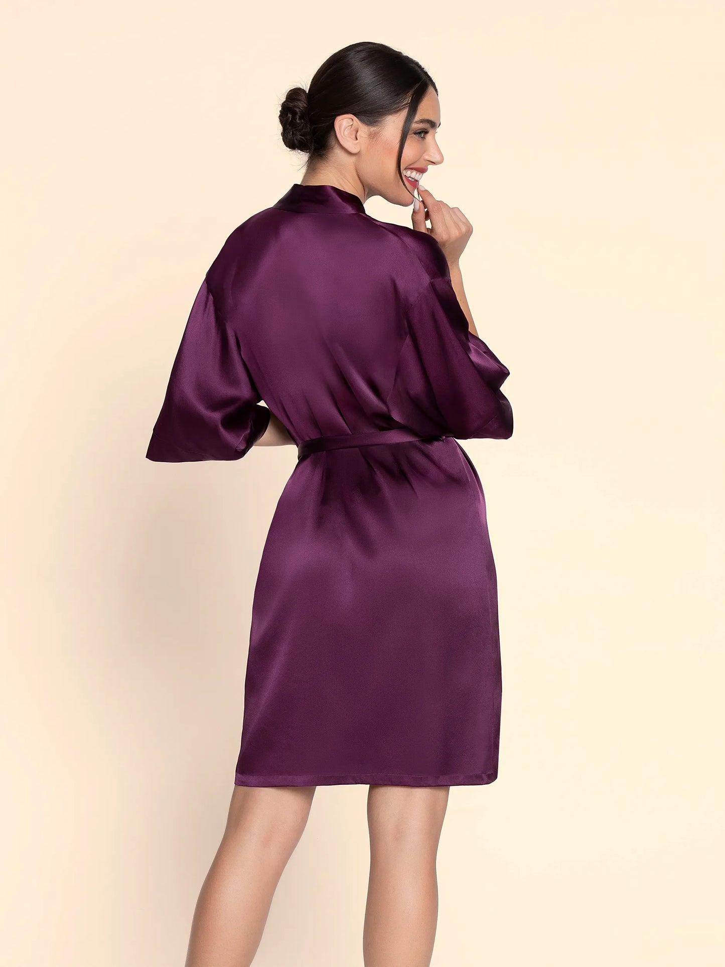 ÉLÉGANCE ARTIST Silk Robe