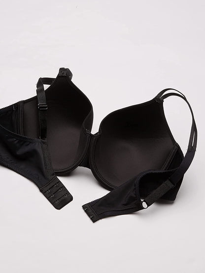 Chantelle Basic Invisible t-shirt bra at Di Moda Lingerie Toronto.