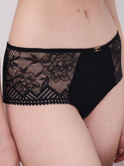 ORIGINS Lace Shorty