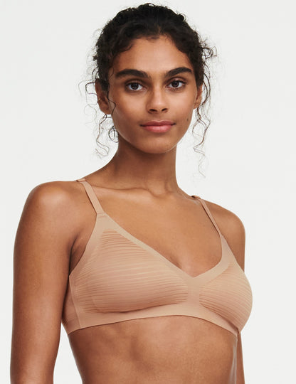 Wireless SoftStretch Stripes Bralette by Chantelle