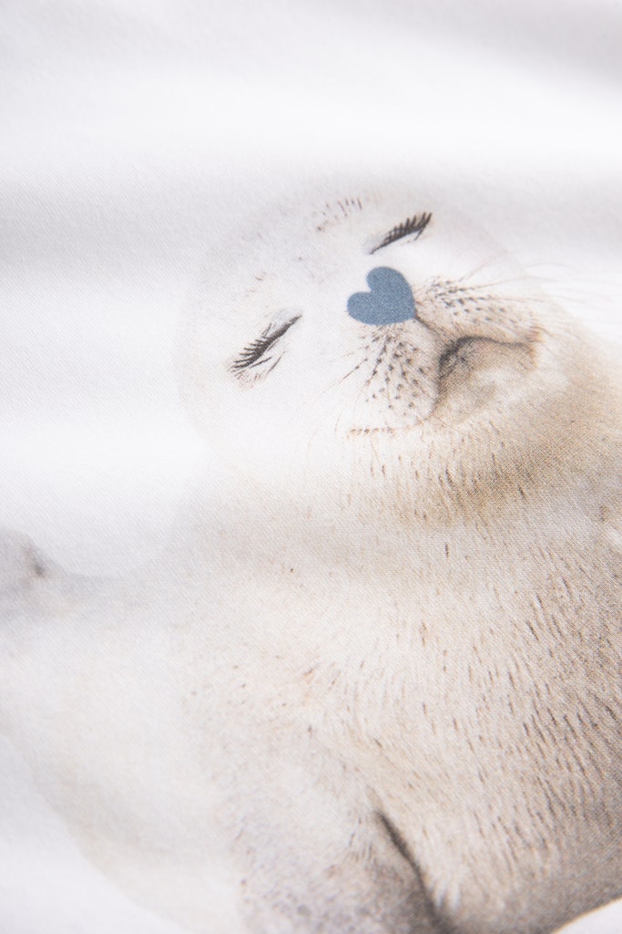 Be Happy Jersey Cotton Night Dress front picture detail on animal application 