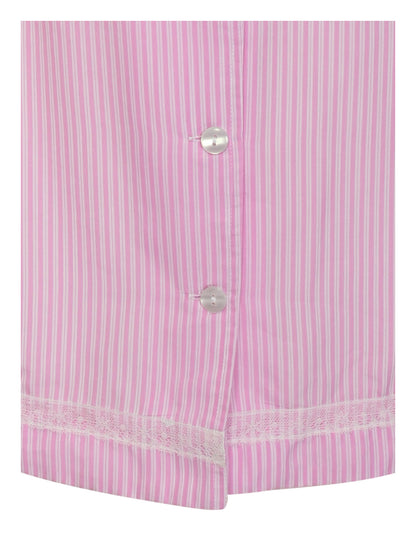 This Verdissima pajama set features a combination of male and female styling, with a button-up shirt top and long pants.