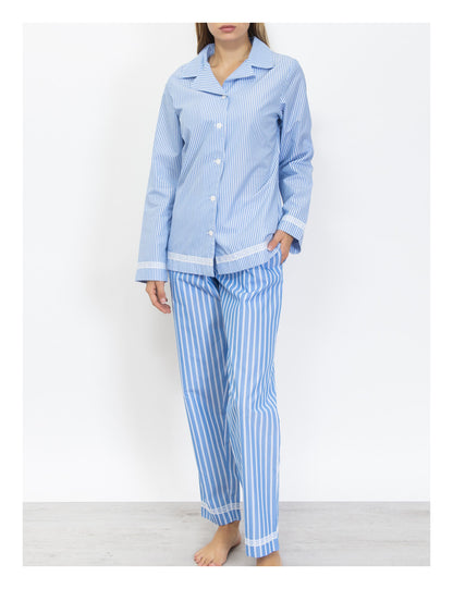 This Verdissima pajama set features a combination of male and female styling, with a button-up shirt top and long pants.