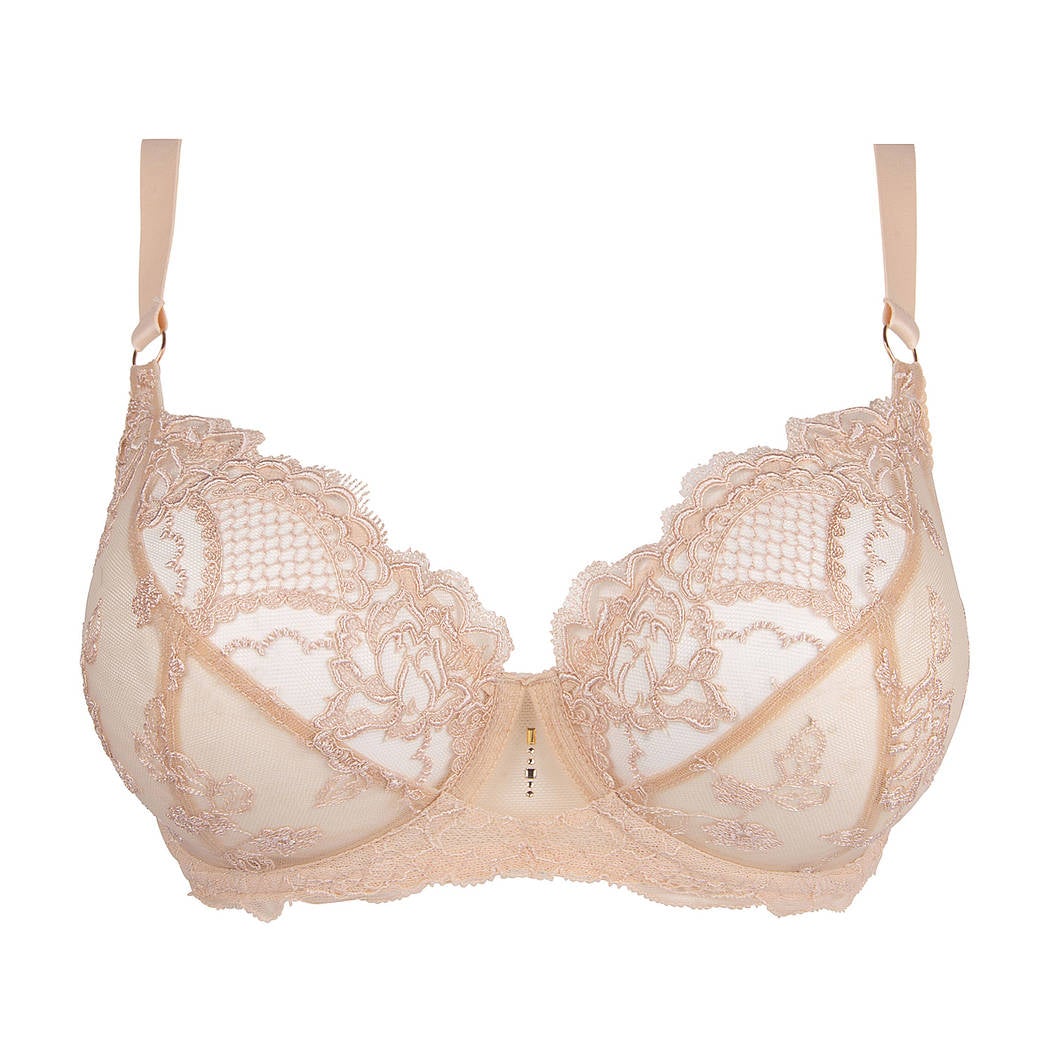 An exquisite bra from the Sublime en dentelle line by Lise Charmel, France.