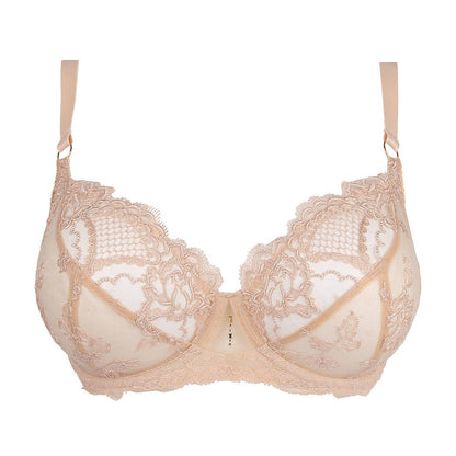 An exquisite bra from the Sublime en dentelle line by Lise Charmel, France.