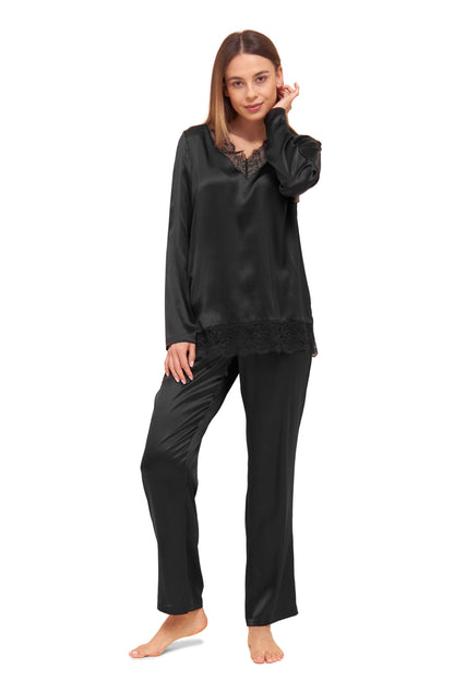 Luxurious two-piece pajamas set from the Organic Silk line by Féraud Paris at Di Moda Lingerie.