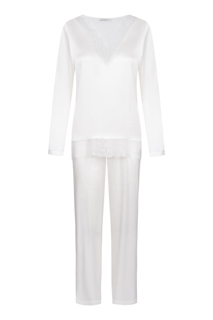 Luxurious two-piece pajamas set from the Organic Silk line by Féraud Paris at Di Moda Lingerie.