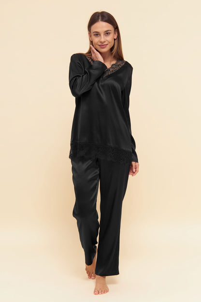 Luxurious two-piece pajamas set from the Organic Silk line by Féraud Paris at Di Moda Lingerie.