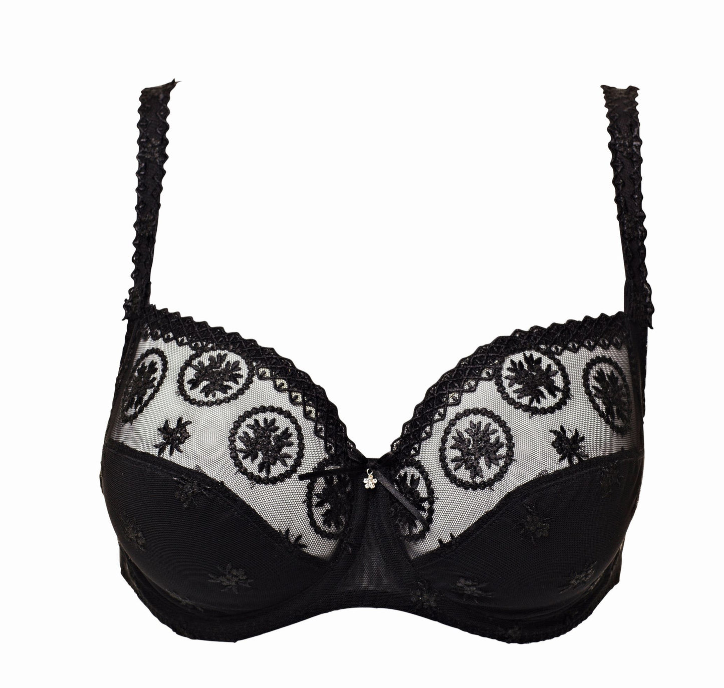 The full cup Louisa Bracq bra from the Chantilly line is distinguished by its chic, refined geometric edges that emphasizes the iridescent medallions.