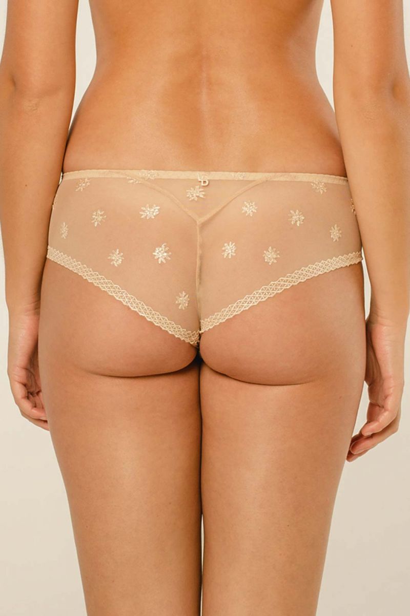 The Louisa Bracq shorty from the Chantilly line has a polished, sophisticated look featuring geometric leg-lines which showcase the surrounding iridescent medallions.